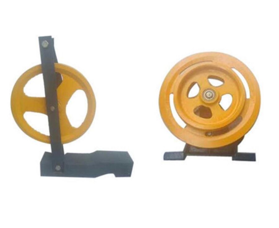 Pulley assemblies on mounting brackets